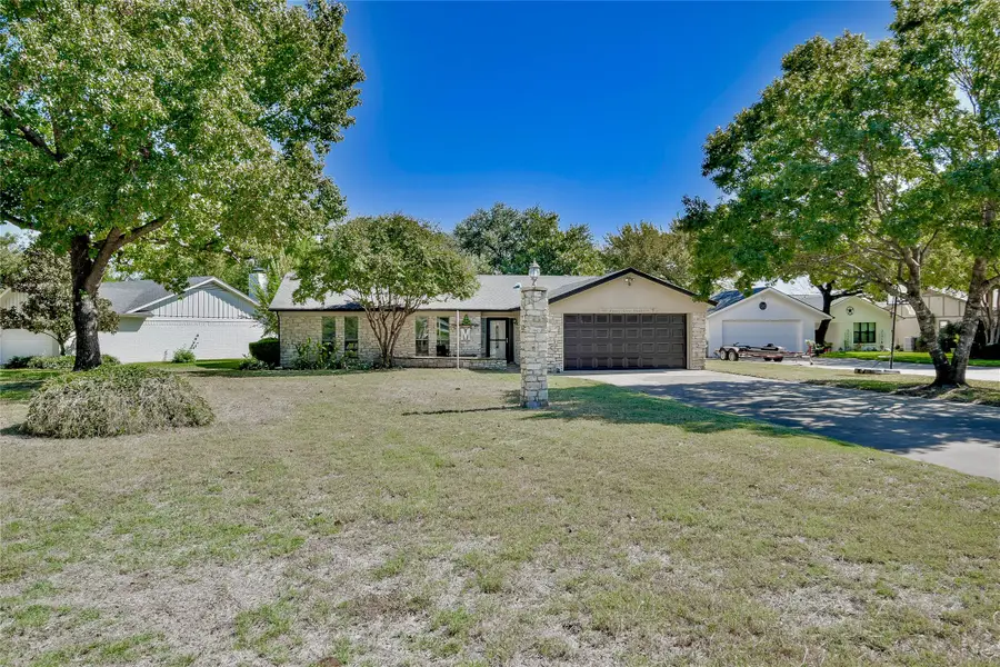 4200 Bar Harbor Court, Granbury, TX 76049 - Image #2
