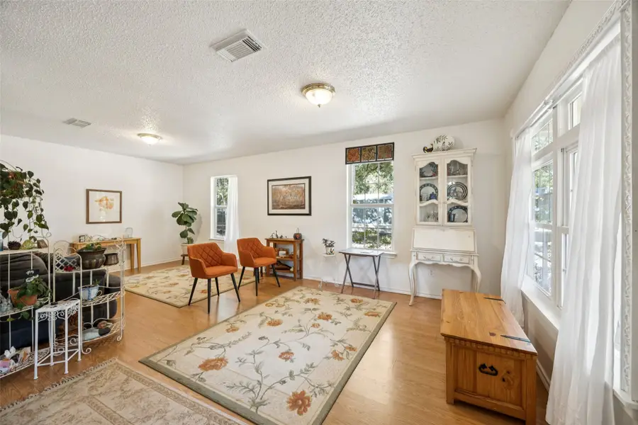 115 Mohican Trail, Mabank, TX 75156 - Image #3