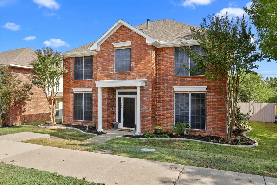 966 Camden Drive, Lewisville, TX 75067 - Image #3