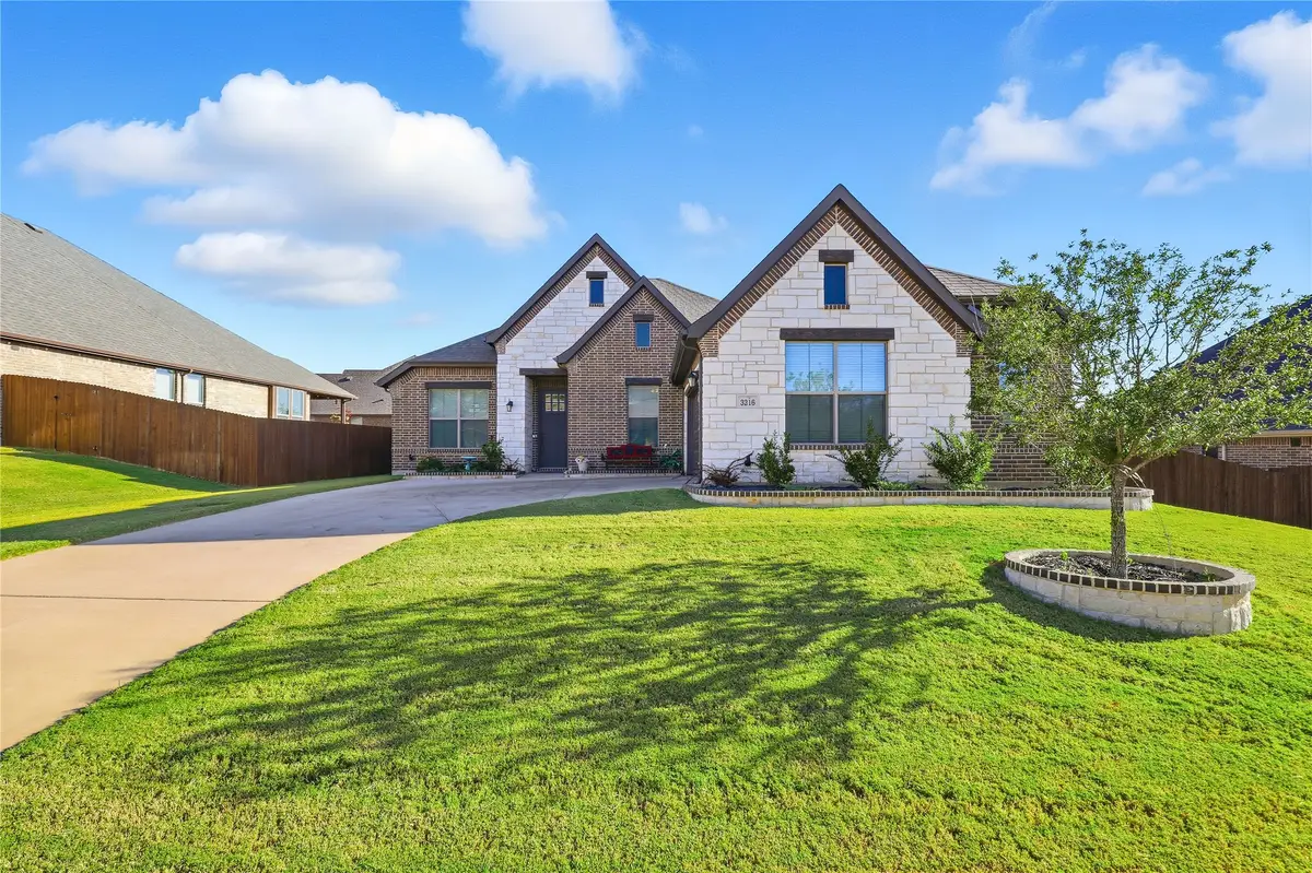 3216 Signal Hill Drive, Burleson, TX 76028 - Image #1