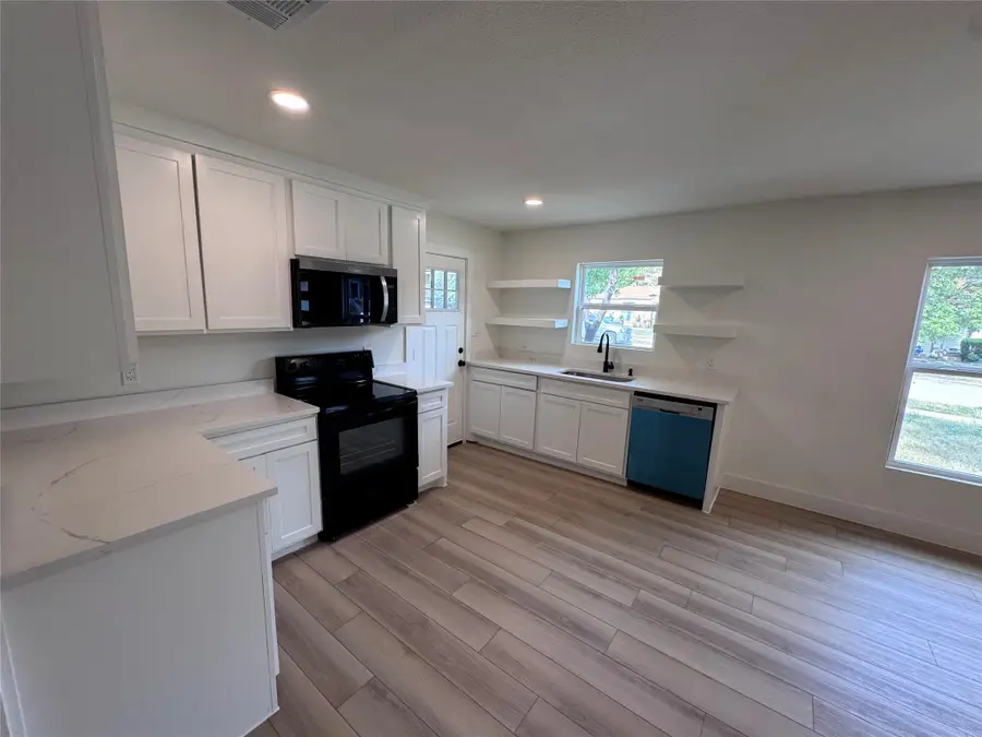 1410 Tanglewood Lane, Garland, TX 75042 - Image #3