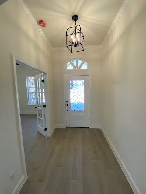 1004 Hennesay Park, Springtown, TX 76082 - Image #3