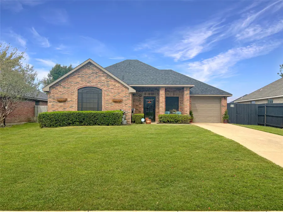 615 Jordan Lane, Waxahachie, TX 75165 - Image #3