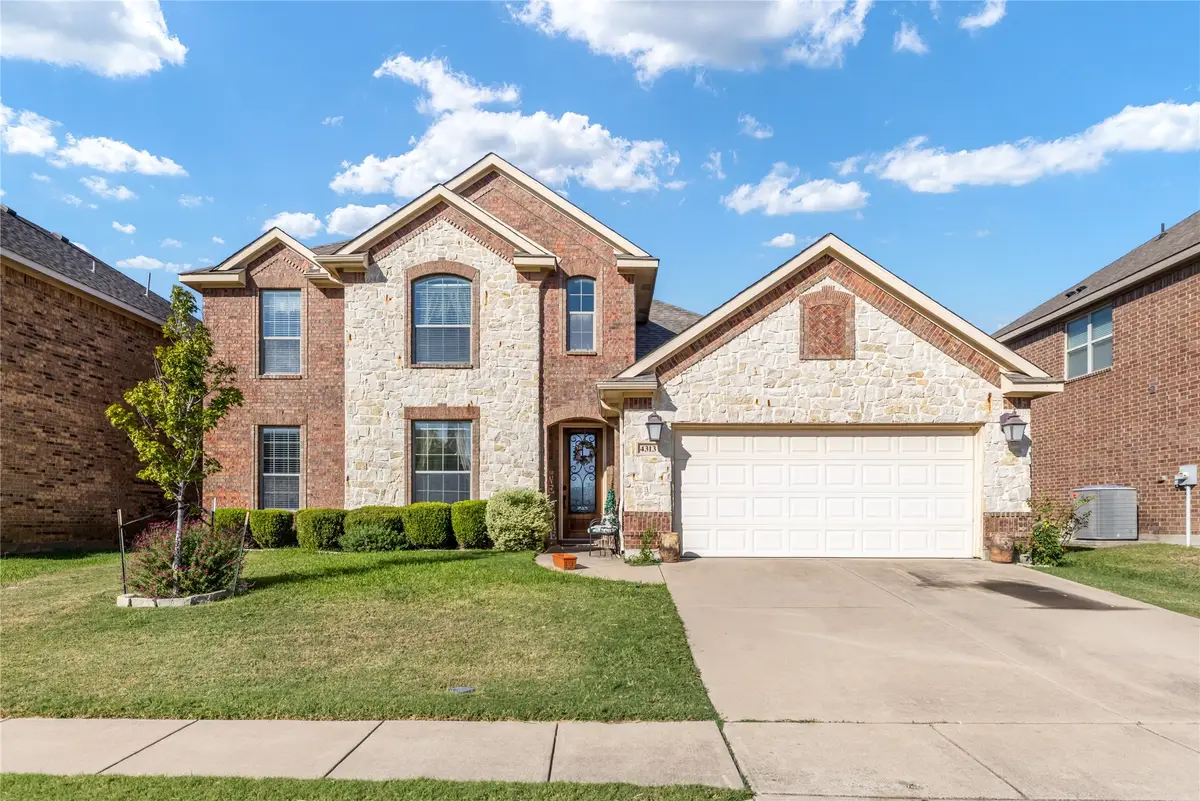 4313 Leeds Drive, Fort Worth, TX 76036 - Image #1