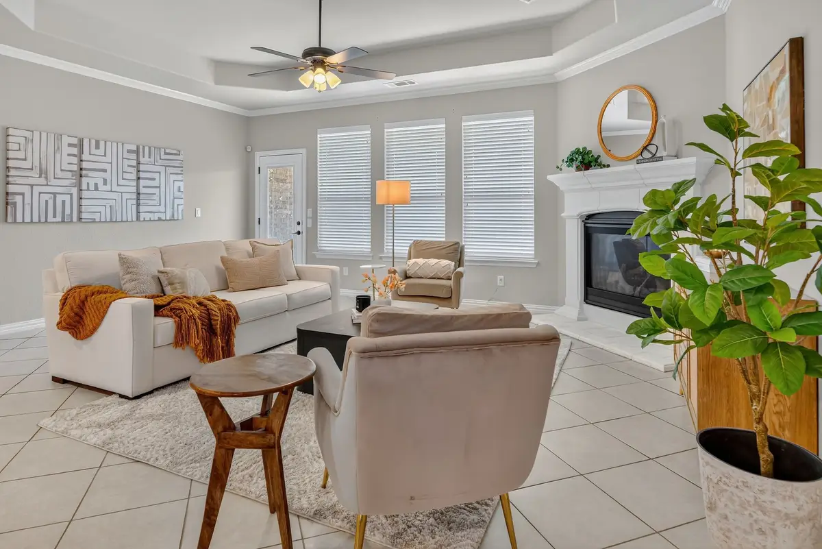 5929 Scottsdale Lane, Fort Worth, TX 76179 - Image #1