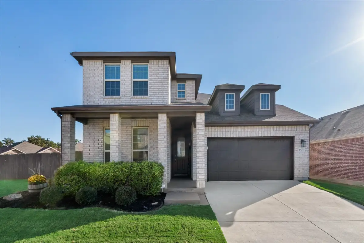 5624 Las Lomas Lane, Denton, TX 76208 - Image #1