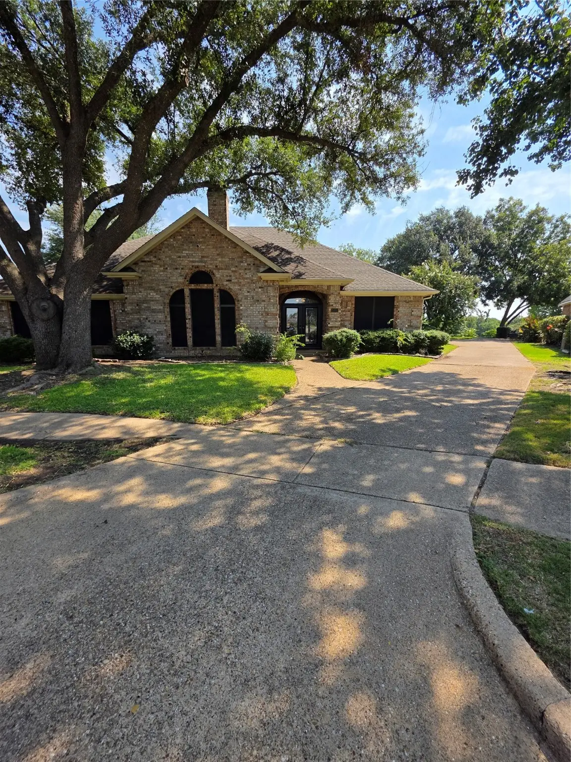 2601 Oak Point Drive, Garland, TX 75044 - Image #1