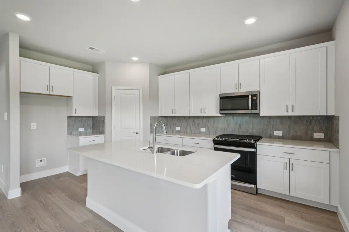 2102 Dunbar Drive, Sherman, TX 75092 - Image #1