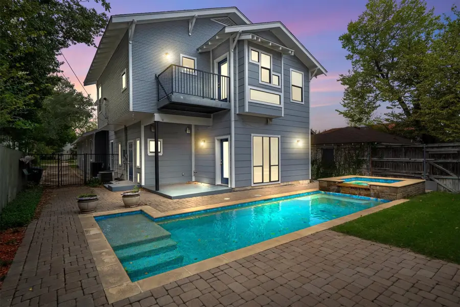 3804 Mattison Avenue, Fort Worth, TX 76107 - Image #2