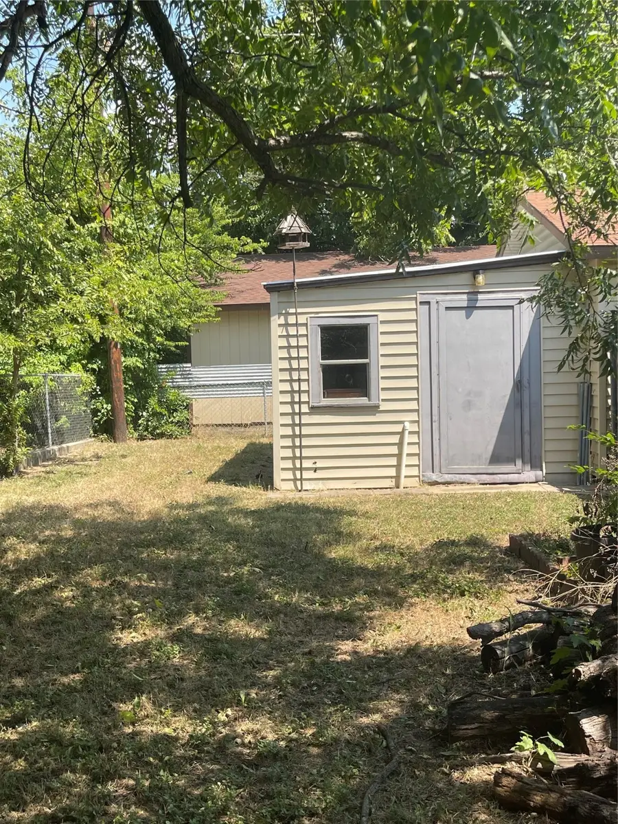 3509 Glenda Street, Haltom City, TX 76117 - Image #2