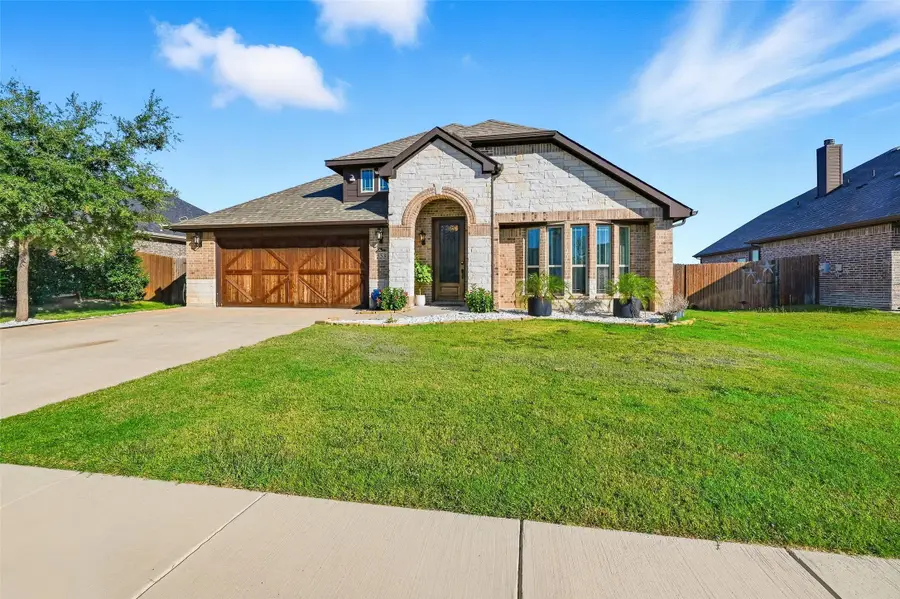 553 Harvest Grove Drive, Waxahachie, TX 75165 - Image #3