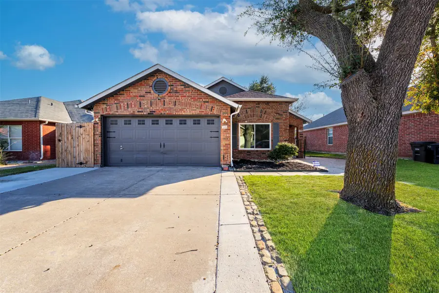 10137 Chapel Ridge Drive, Fort Worth, TX 76116 - Image #2