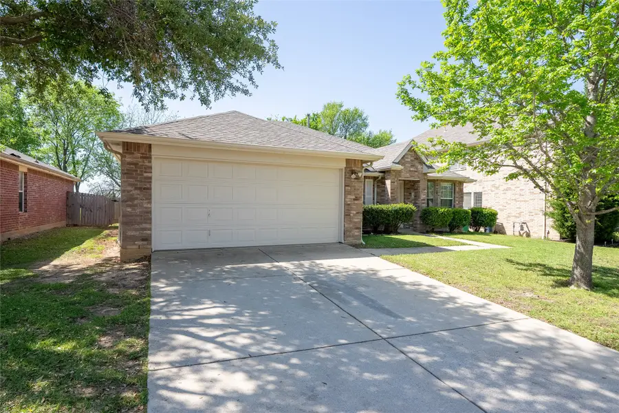 2912 Lighthouse Drive, Denton, TX 76210 - Image #3