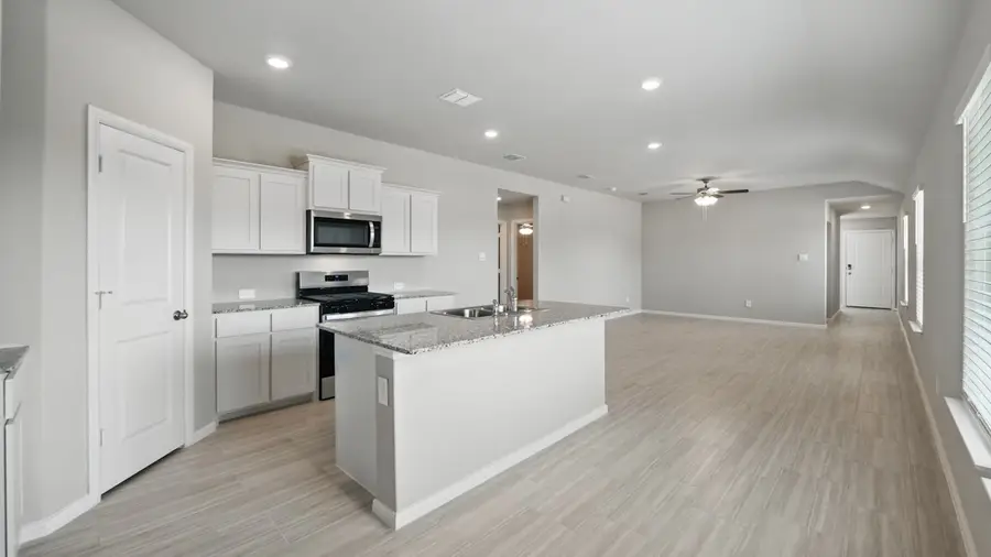 7509 Windy Arch Lane, Denton, TX 76259 - Image #2