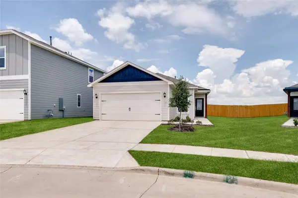 1434 Reiner Drive, Crandall, TX 75114