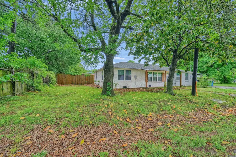 312 Hackney Street, Collinsville, TX 76233 - Image #2