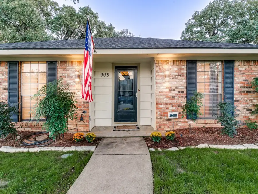 905 Summer Trail, Flower Mound, TX 75028 - Image #3