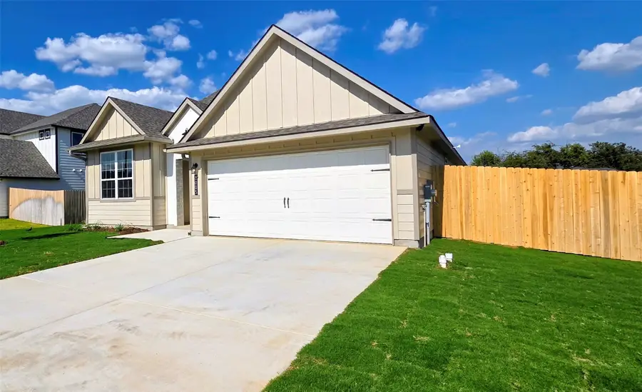 8005 Townsend Drive, Waco, TX 76708 - Image #3