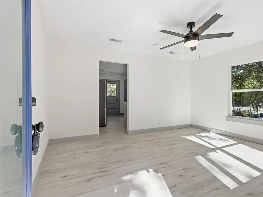 1101 Sportsman Park Road, Azle, TX 76020 - Image #3