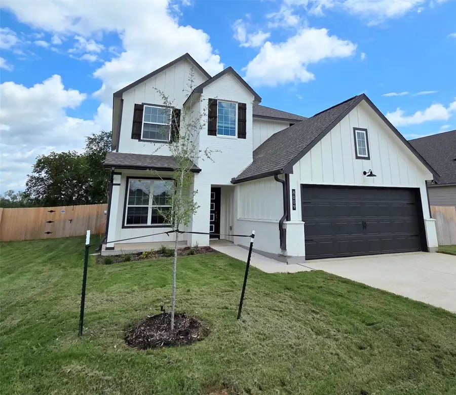 8009 Townsend Drive, Waco, TX 76708 - Image #3