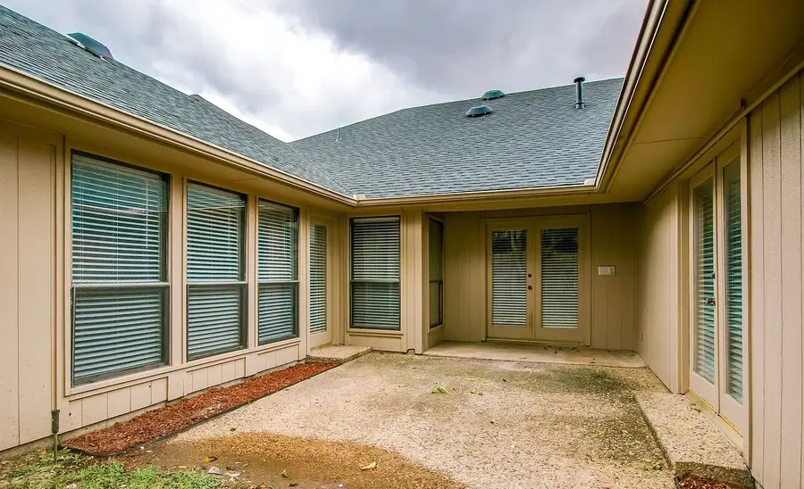 4010-4012 Saint Christopher Lane, Dallas, TX 75287 - Image #3