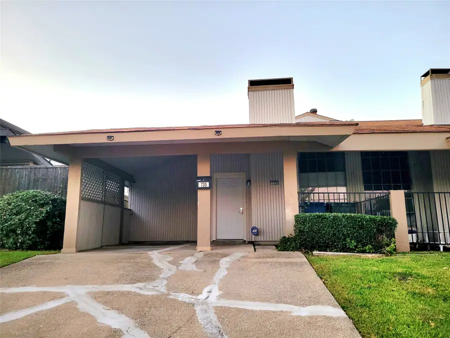 735 Arrowhead Circle, Garland, TX 75043 - Image #2