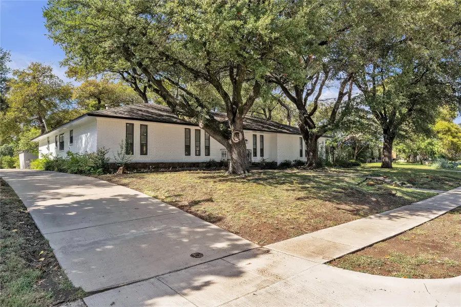 3501 Ridgedale Drive, Garland, TX 75041 - Image #2