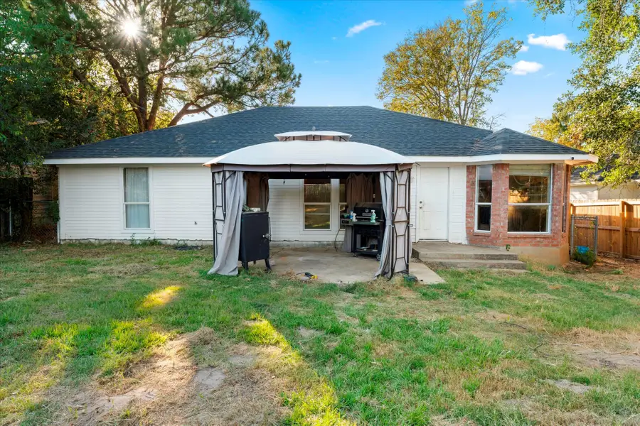 316 Coral Reef Street, Gun Barrel City, TX 75156 - Image #2