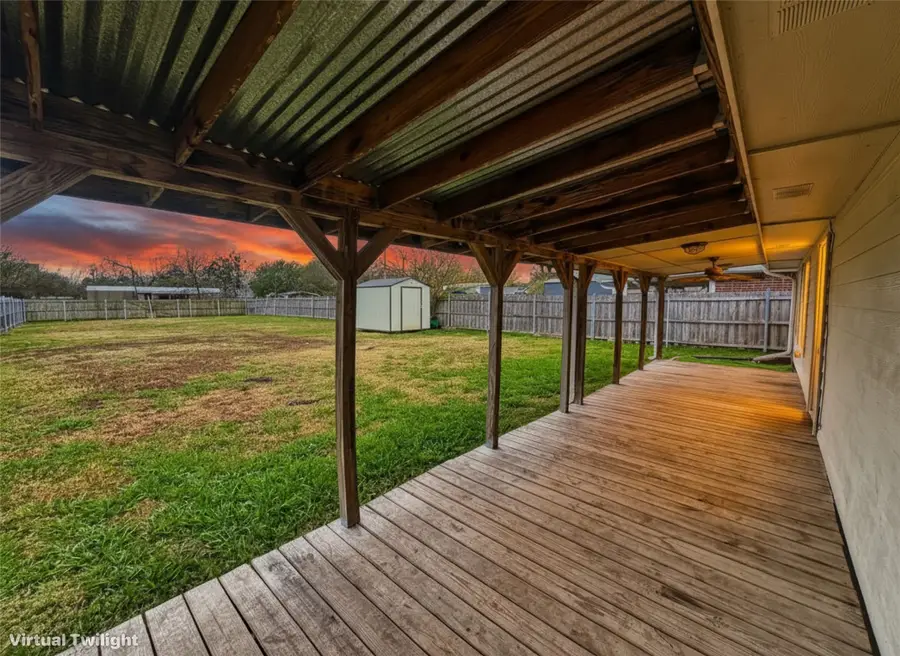 112 W Cedar Street, Lone Oak, TX 75453 - Image #2