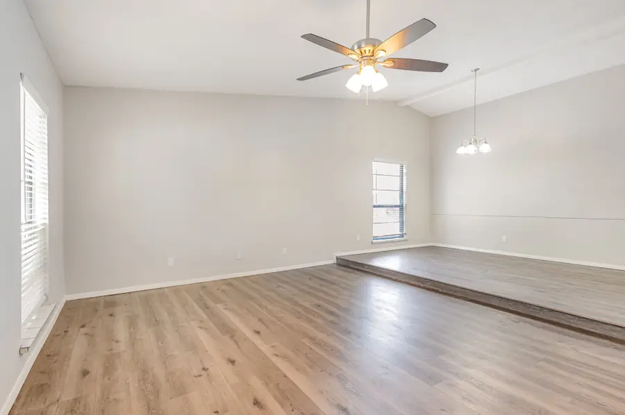 2808 Treeview Drive, Arlington, TX 76016 - Image #2