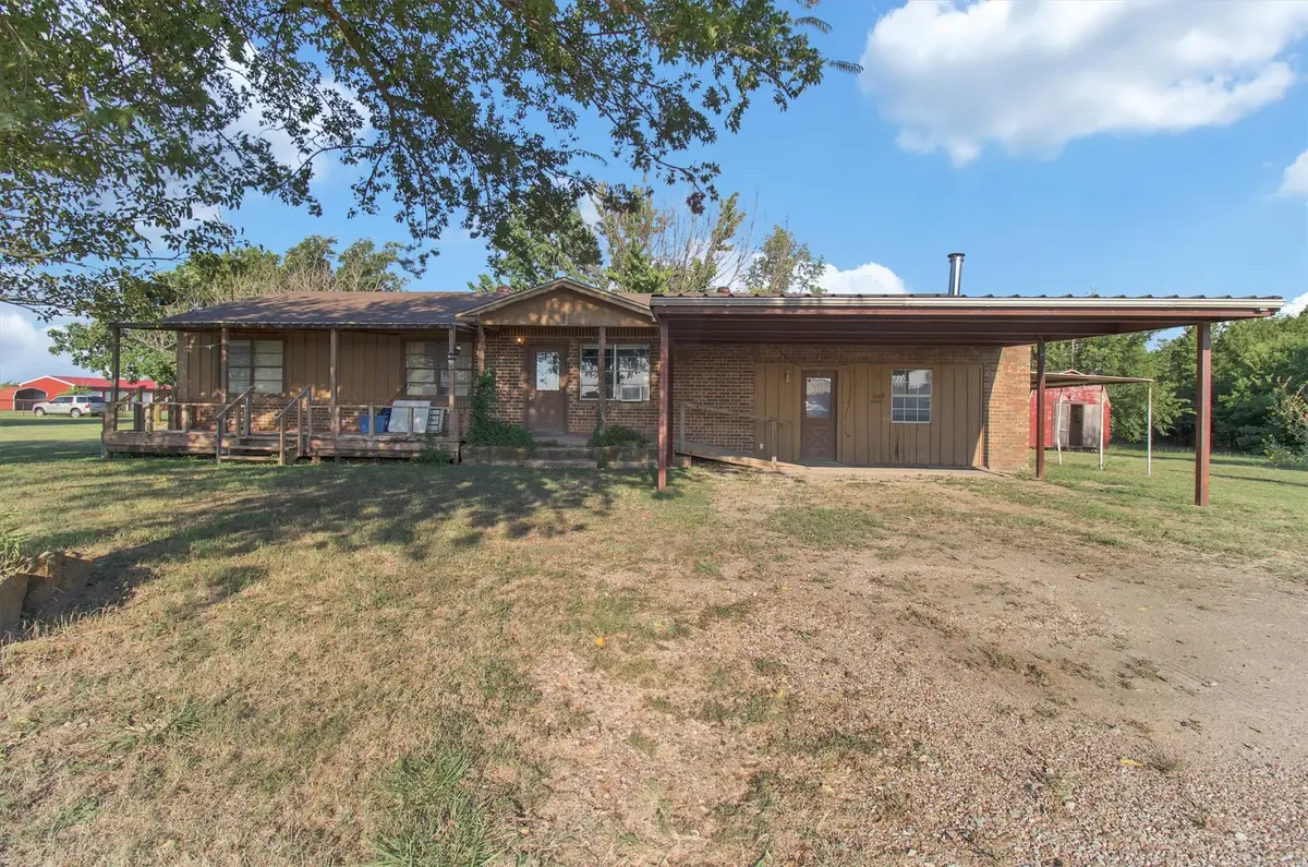 319 Green Acres Road, Weatherford, TX 76088 - Image #1