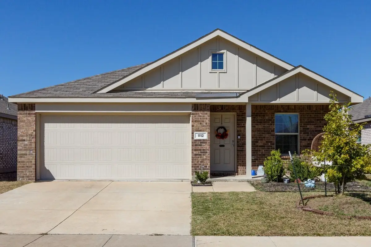 1112 Lady Bird Street, Ennis, TX 75119 - Image #1