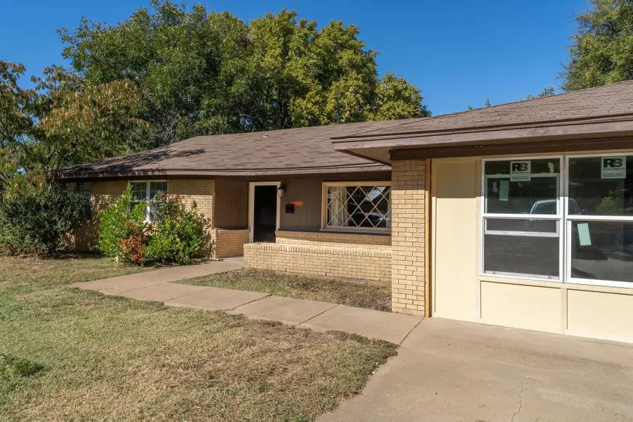 5720 Whitman Avenue, Fort Worth, TX 76133 - Image #3
