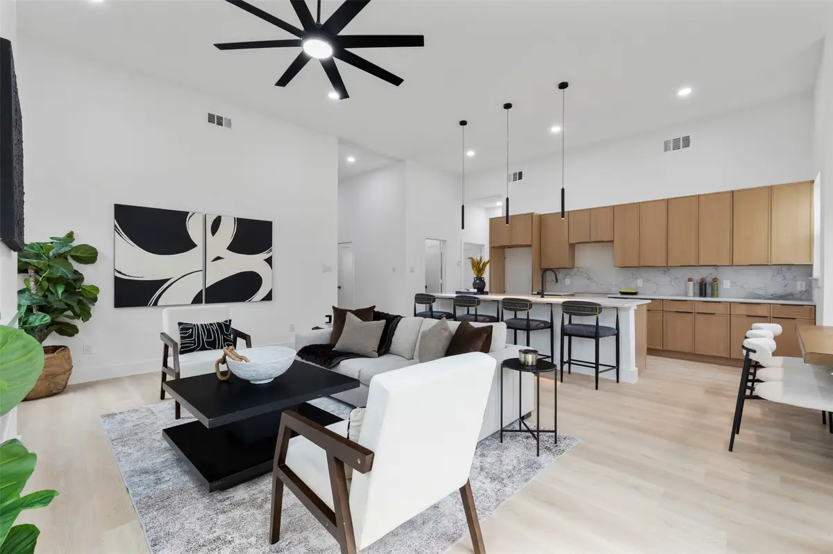 1123 Riverwood, Dallas, TX 75217 - Image #1