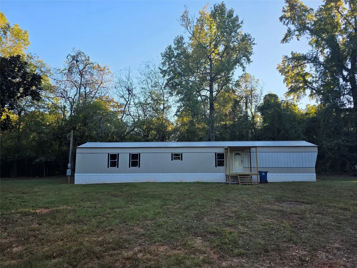 1220 N Carson Street, Vivian, LA 71082 - Image #1