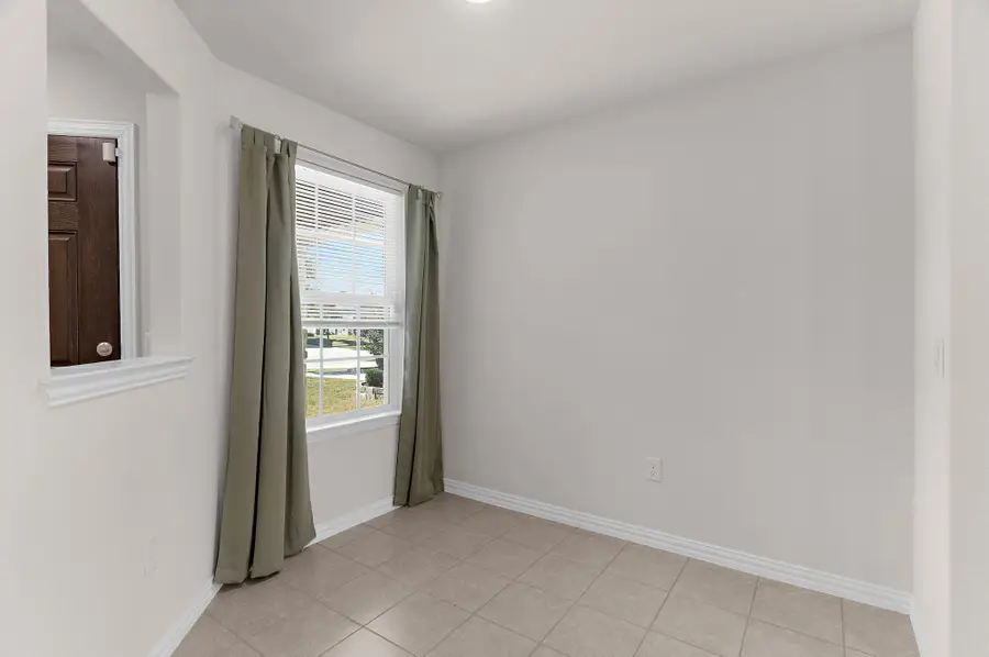 825 Hidden Eddy Drive, McKinney, TX 75071 - Image #3