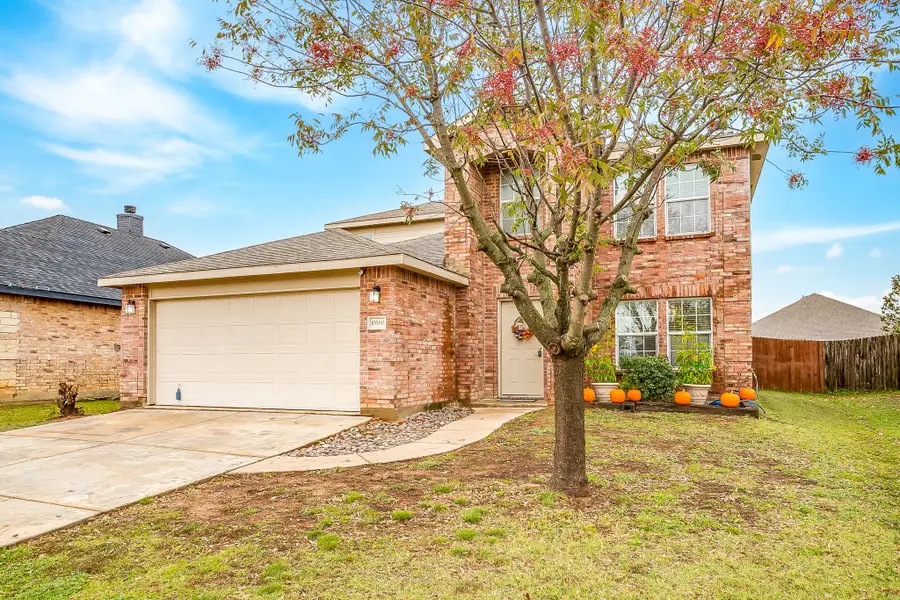 10660 Flagstaff Run, Fort Worth, TX 76140 - Image #2