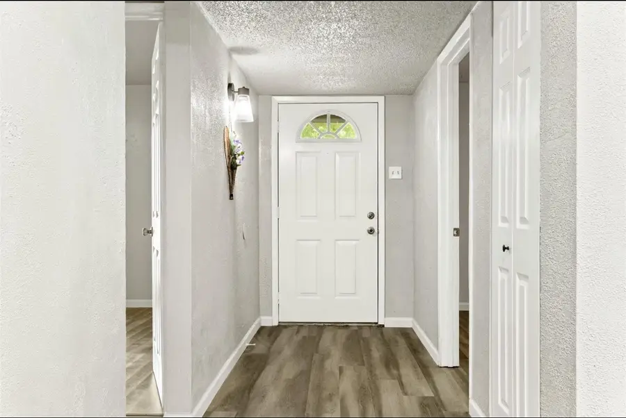 1008 Hillwood Drive, Lewisville, TX 75067 - Image #2