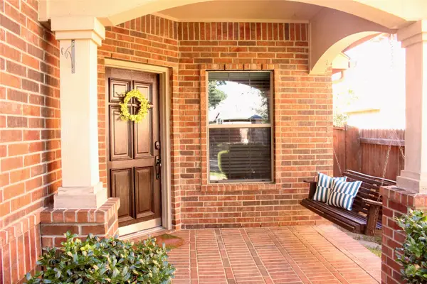 9225 Niles Court, Fort Worth, TX 76244