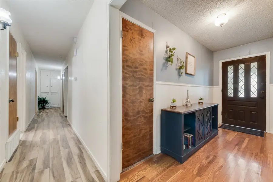 115 Mantlebrook Drive, Desoto, TX 75115 - Image #3