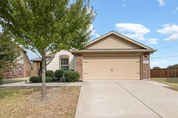 1025 Bend Court, Forney, TX 75126