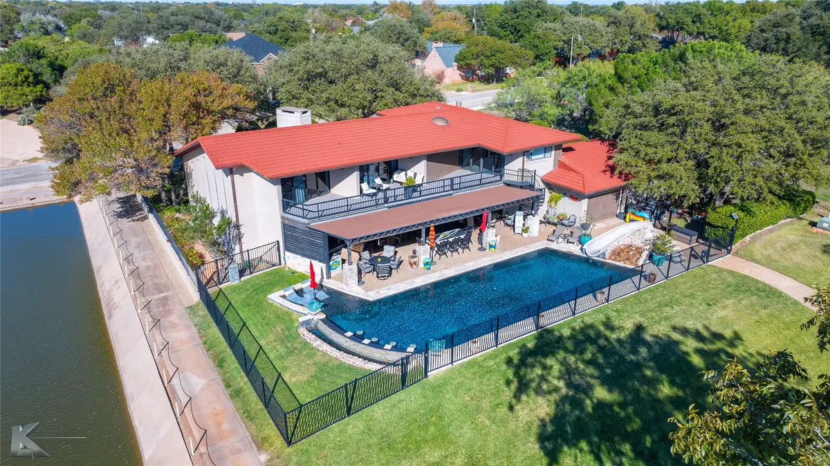 2909 Woodlake Drive, Abilene, TX 79606 - Image #1