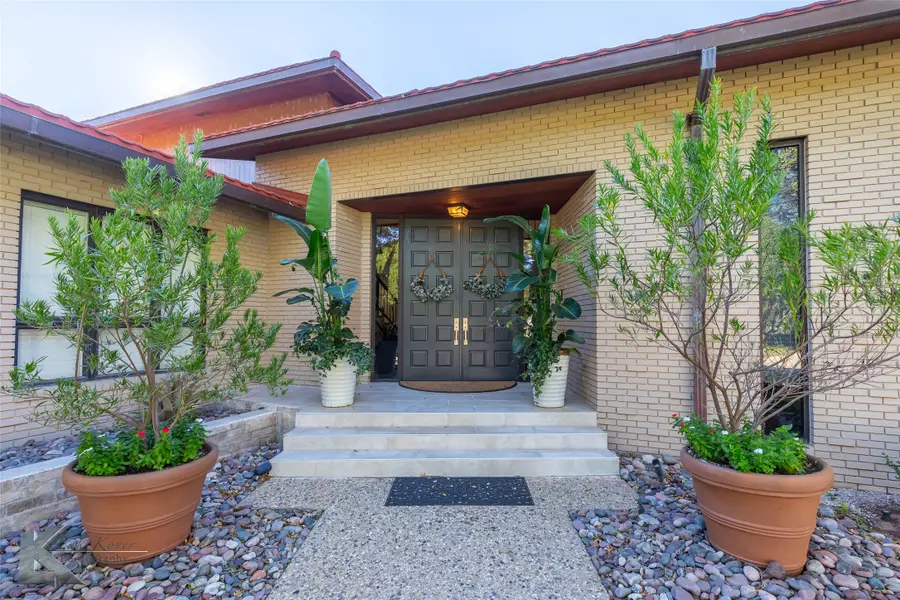 2909 Woodlake Drive, Abilene, TX 79606 - Image #3