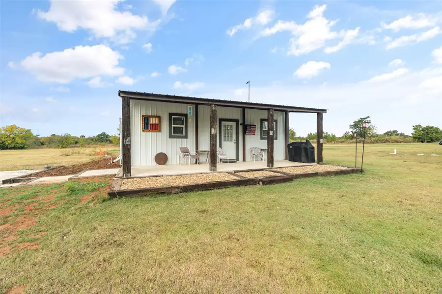 300 County Road 4233, Bonham, TX 75418 - Image #3