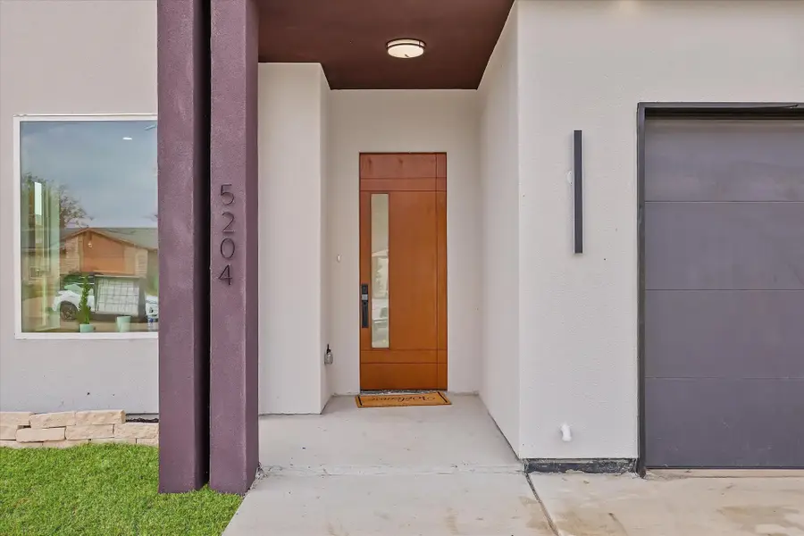 5204 Gibson Drive, The Colony, TX 75056 - Image #3