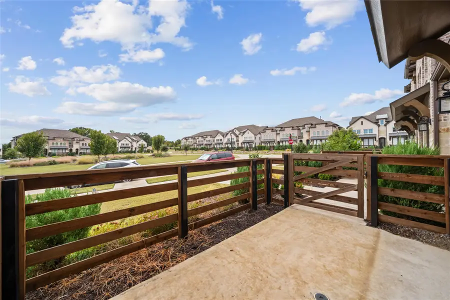 313 Sugarmaple Lane, McKinney, TX 75071 - Image #3