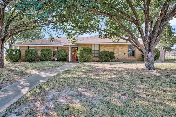 1134 Harvest Hill Circle, DeSoto, TX 75115