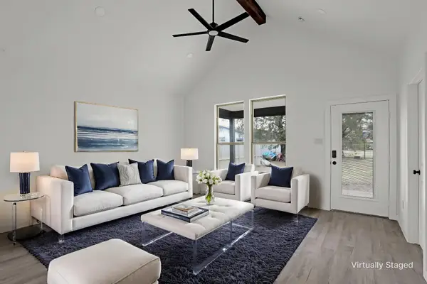 306 Dixon Street, Terrell, TX 75160