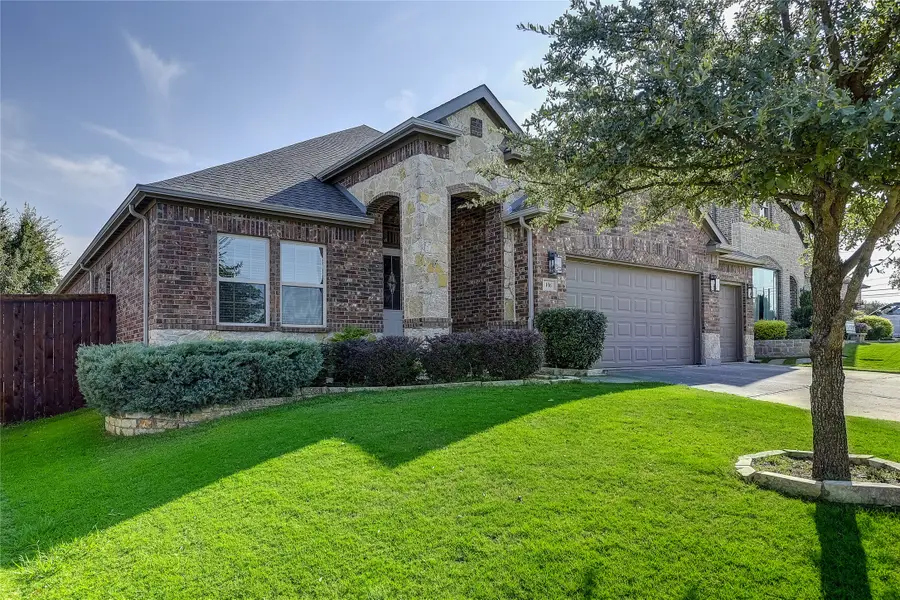 106 Martingale Trail, Oak Point, TX 75068 - Image #2