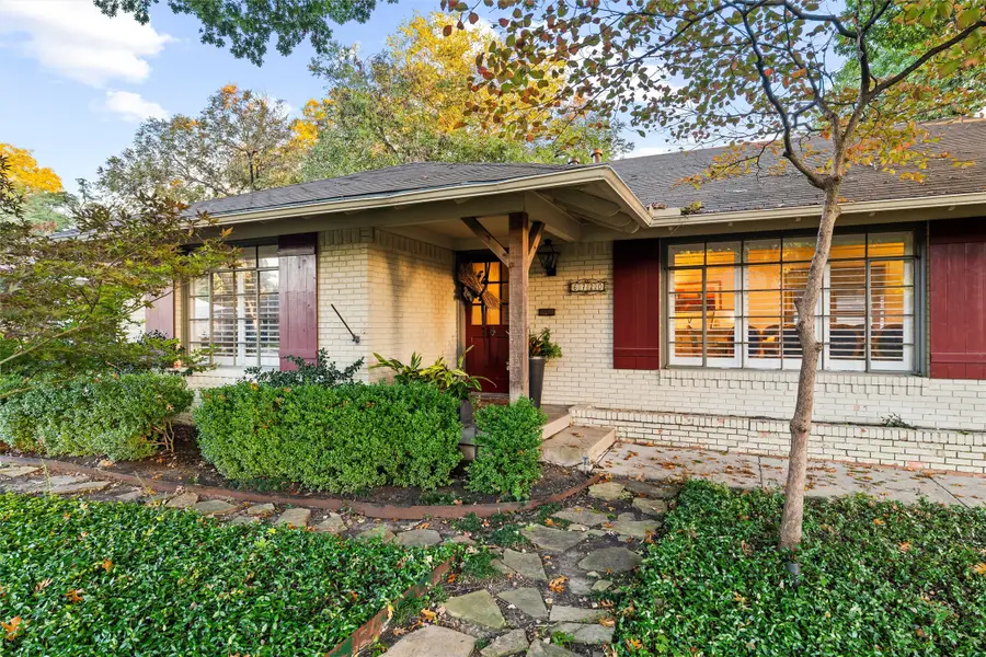 6720 Braeburn Drive, Dallas, TX 75214 - Image #3